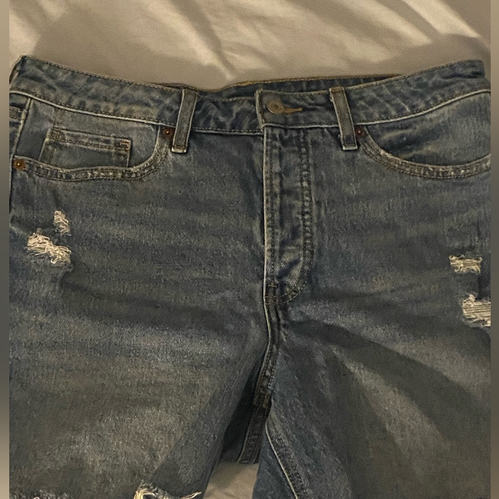 Old Navy Blue Relaxed Jeans with Vintage Distressing